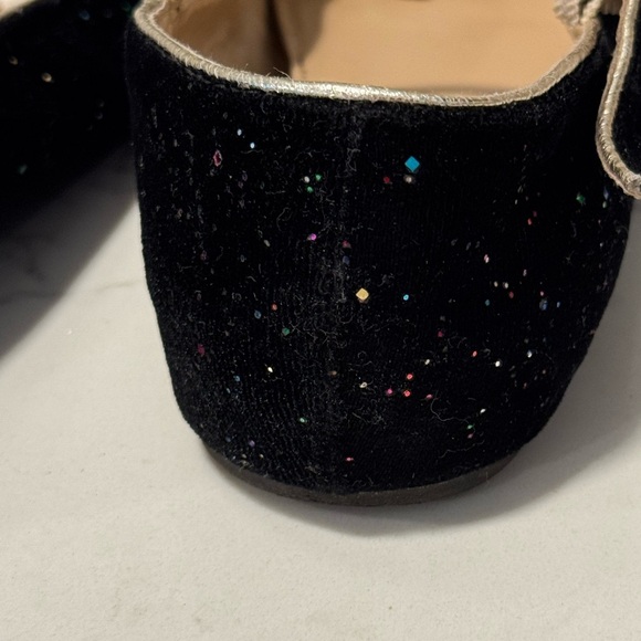 5/$25 Crewcuts - girls velvet strap flats - Picture 3 of 13